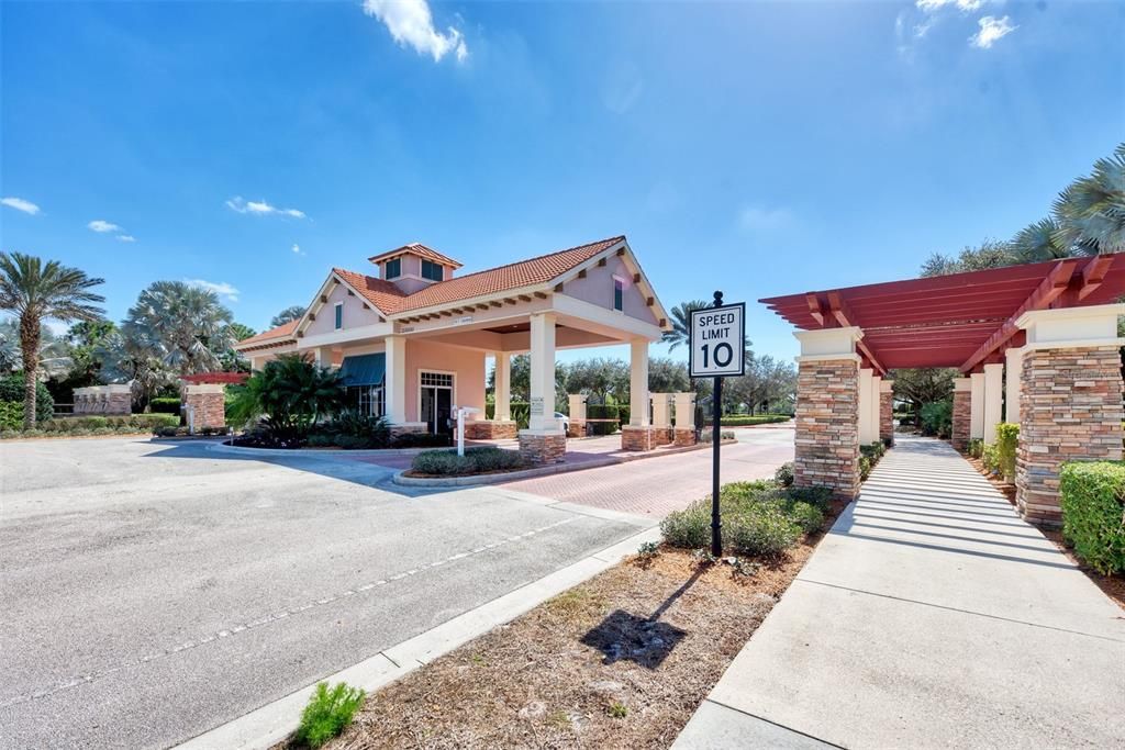 For Sale: $399,000 (3 beds, 2 baths, 2284 Square Feet)
