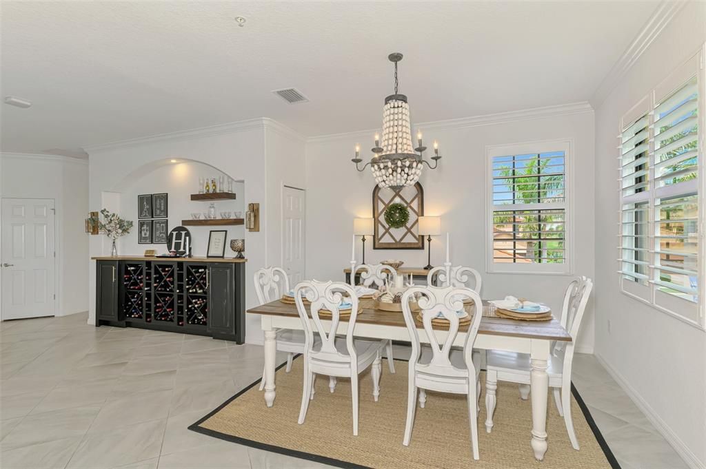 For Sale: $399,000 (3 beds, 2 baths, 2284 Square Feet)