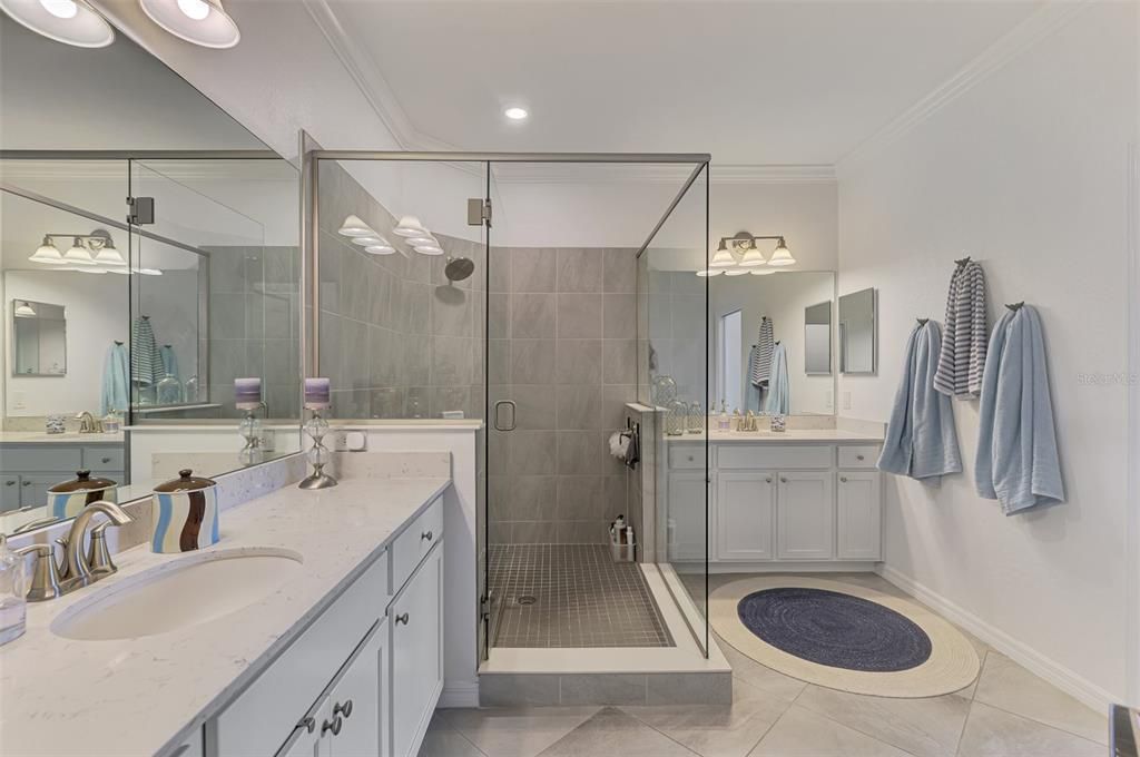 For Sale: $399,000 (3 beds, 2 baths, 2284 Square Feet)