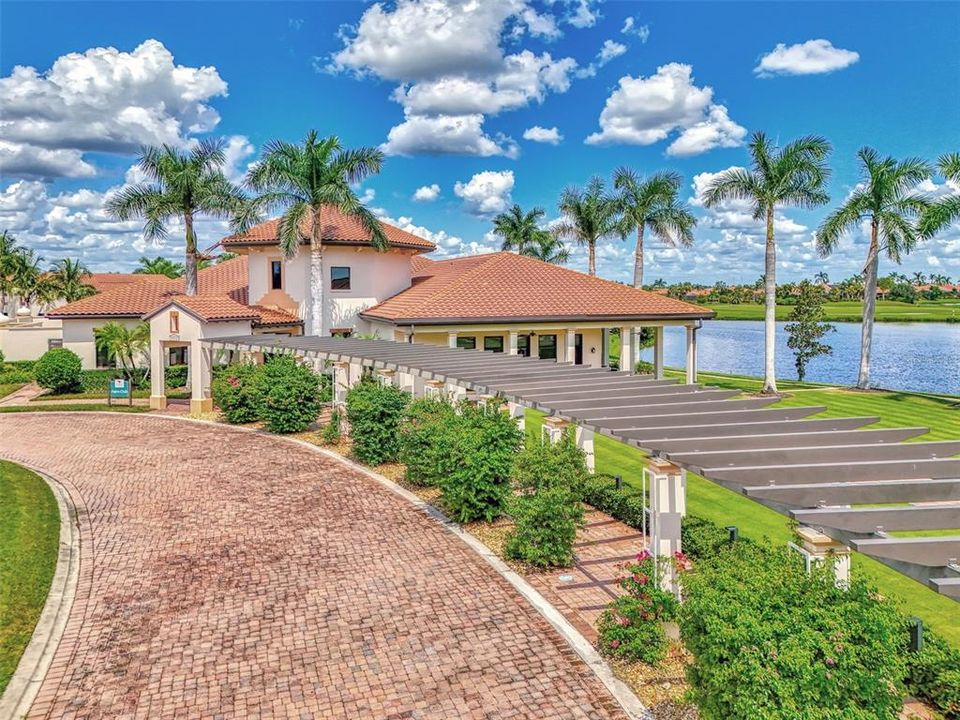 For Sale: $399,000 (3 beds, 2 baths, 2284 Square Feet)