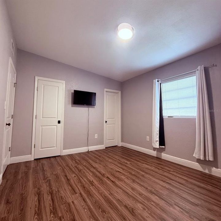 For Rent: $2,500 (3 beds, 2 baths, 1841 Square Feet)