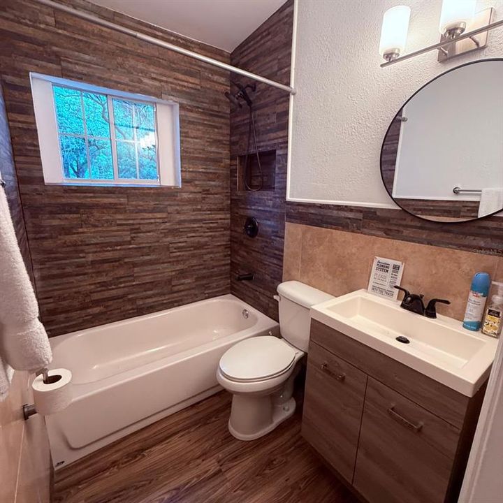 For Rent: $2,500 (3 beds, 2 baths, 1841 Square Feet)