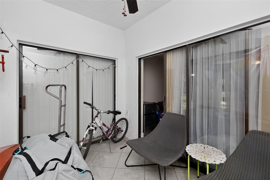 For Sale: $205,000 (2 beds, 2 baths, 1110 Square Feet)
