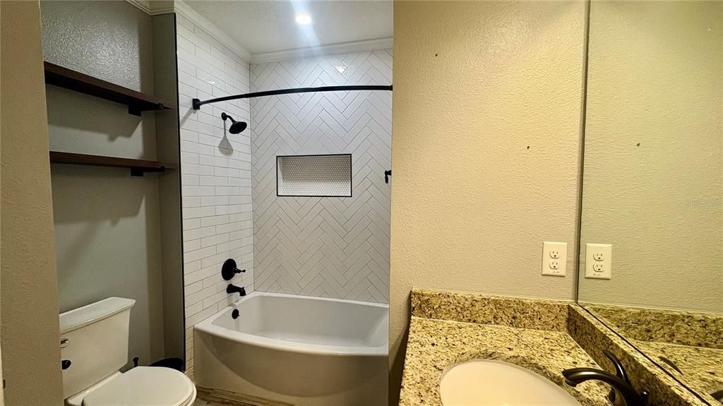 For Rent: $2,250 (4 beds, 2 baths, 2319 Square Feet)