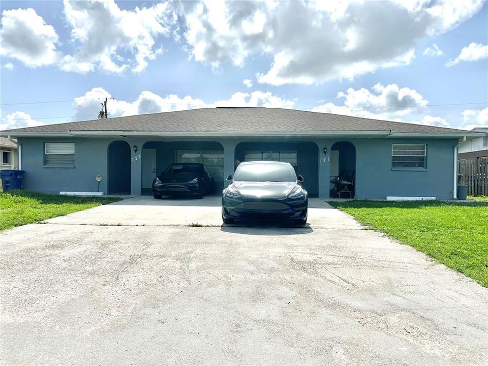 For Sale: $425,000 (6 beds, 0 baths, 2304 Square Feet)