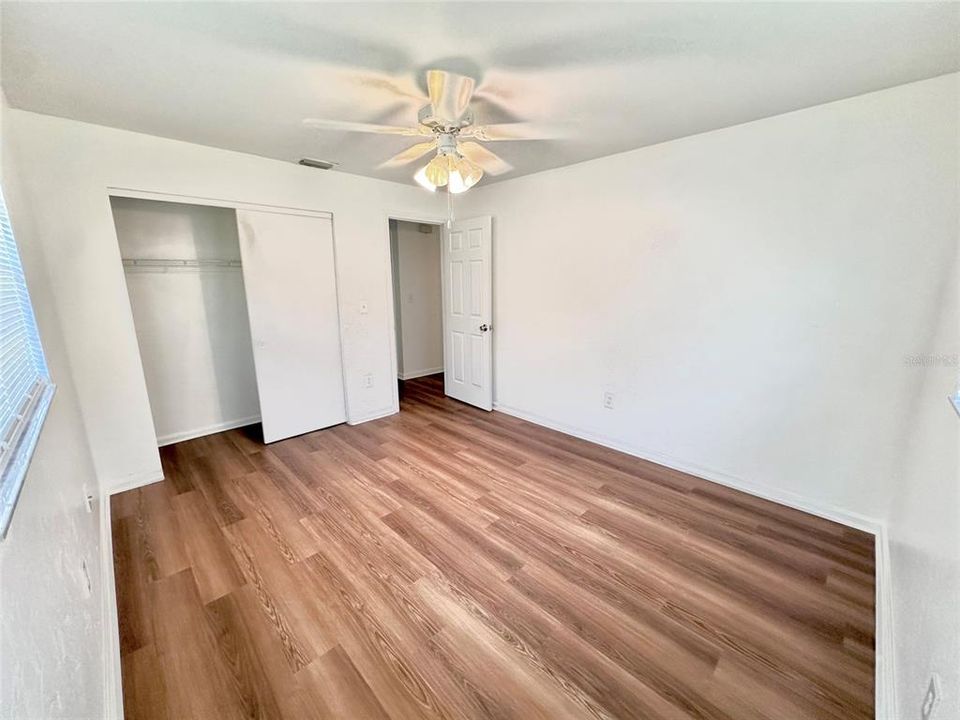 For Sale: $425,000 (6 beds, 0 baths, 2304 Square Feet)
