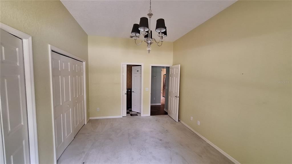 For Sale: $650,000 (4 beds, 5 baths, 3485 Square Feet)