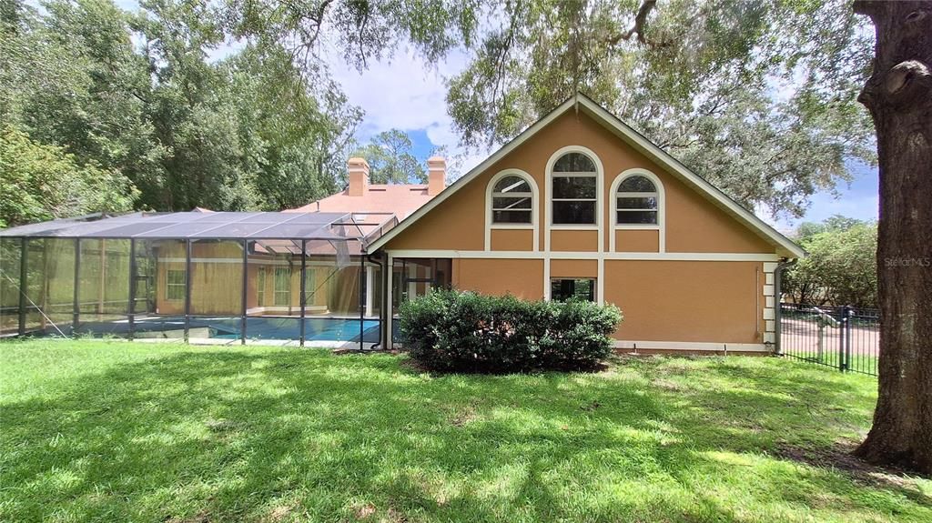 For Sale: $650,000 (4 beds, 5 baths, 3485 Square Feet)