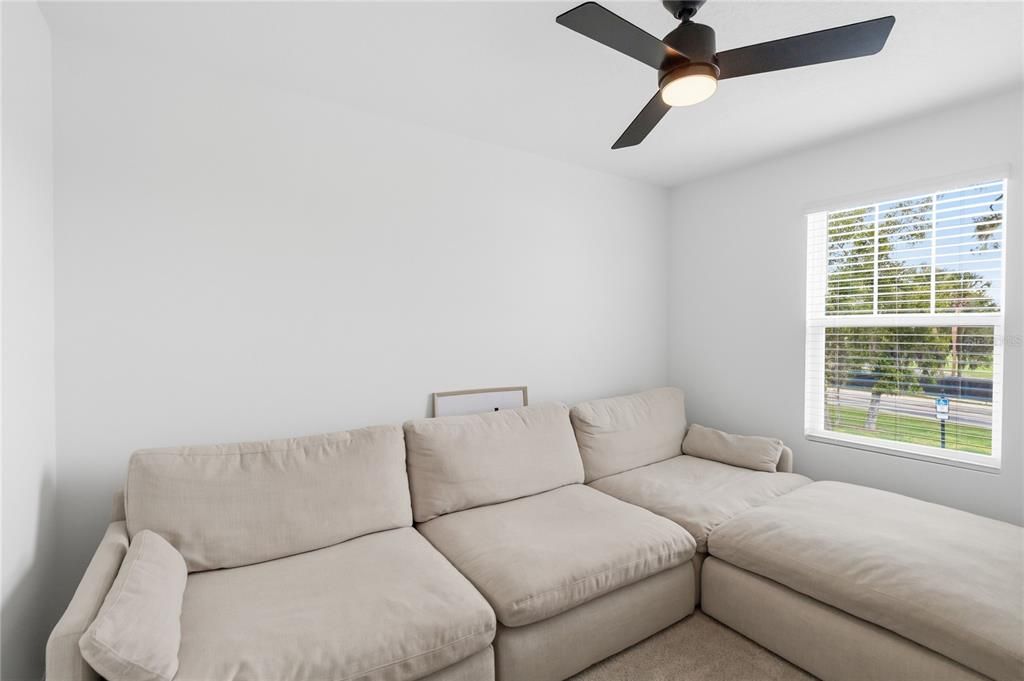 For Rent: $2,900 (4 beds, 2 baths, 1678 Square Feet)