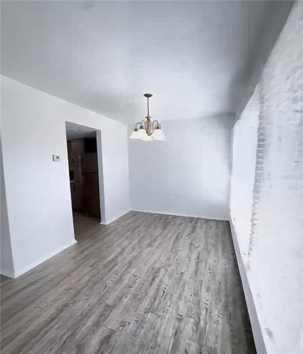 For Sale: $116,500 (2 beds, 2 baths, 1211 Square Feet)