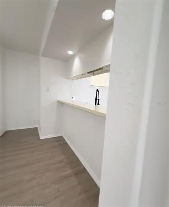 For Sale: $116,500 (2 beds, 2 baths, 1211 Square Feet)
