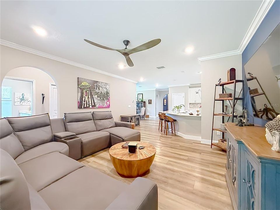 For Sale: $379,900 (4 beds, 3 baths, 2267 Square Feet)