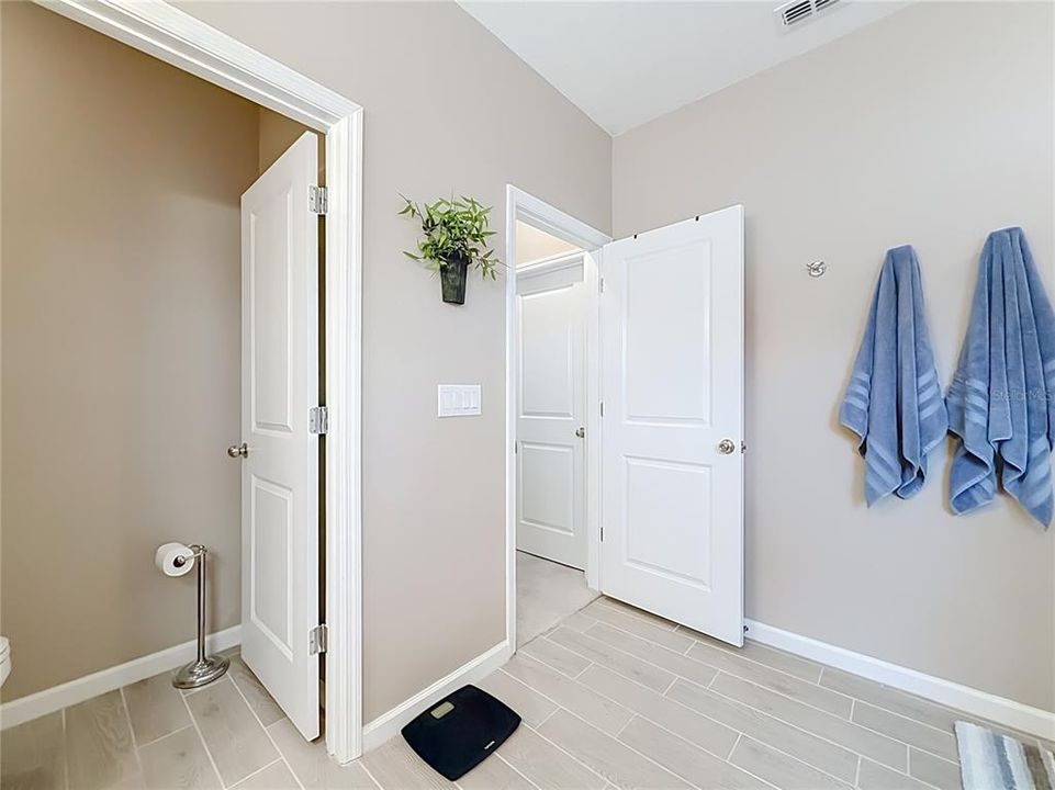 For Sale: $379,900 (4 beds, 3 baths, 2267 Square Feet)