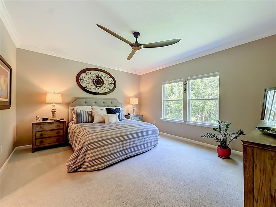 For Sale: $379,900 (4 beds, 3 baths, 2267 Square Feet)