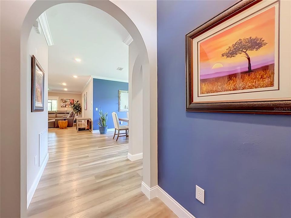 For Sale: $379,900 (4 beds, 3 baths, 2267 Square Feet)