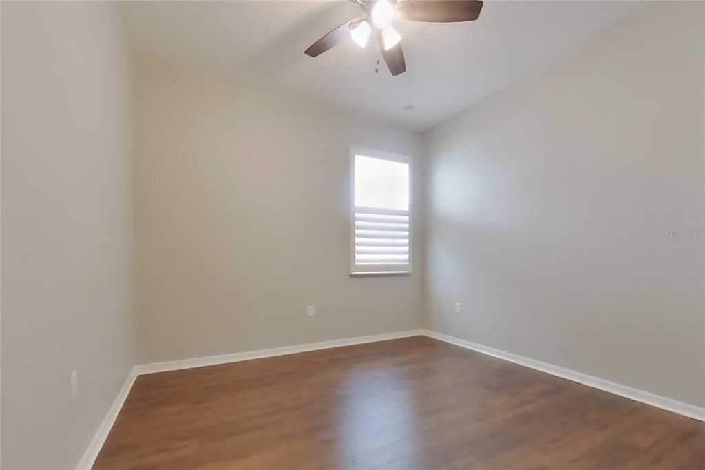 For Rent: $2,249 (4 beds, 2 baths, 1801 Square Feet)