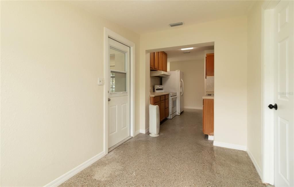 На продажу: $413,000 (4 спален, 2 ванн, 1530 Квадратных фут)