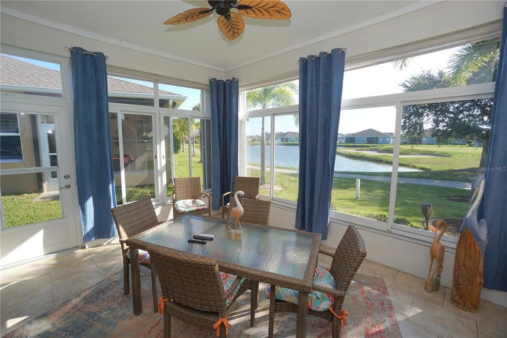 For Sale: $329,900 (2 beds, 2 baths, 1677 Square Feet)
