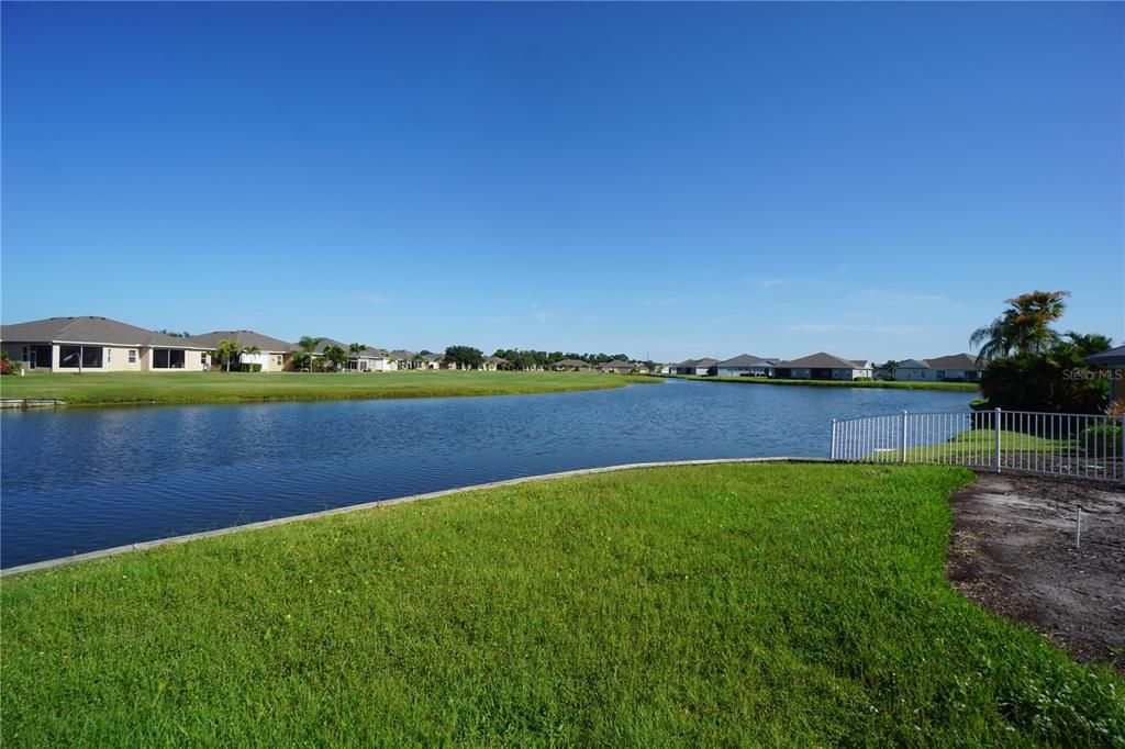 For Sale: $329,900 (2 beds, 2 baths, 1677 Square Feet)