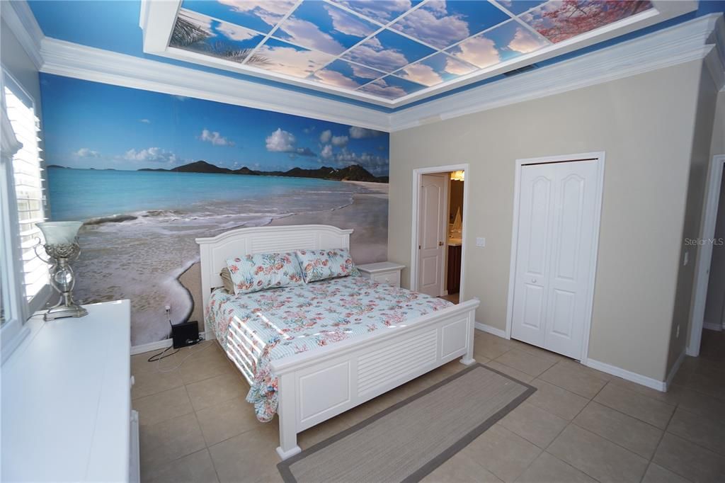 For Sale: $329,900 (2 beds, 2 baths, 1677 Square Feet)