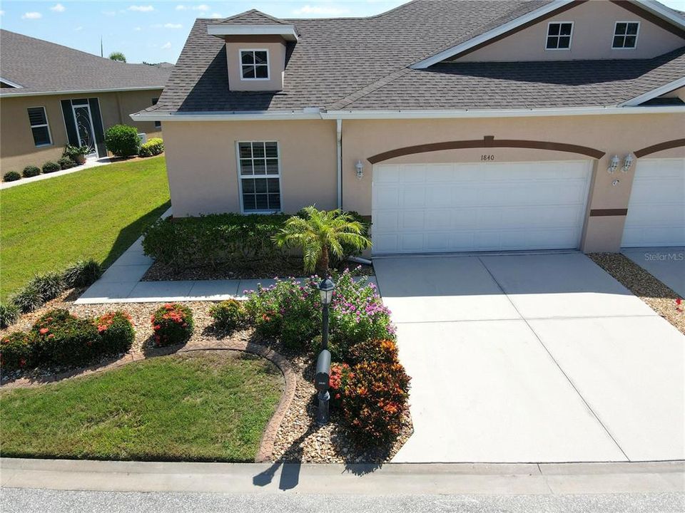 For Sale: $329,900 (2 beds, 2 baths, 1677 Square Feet)