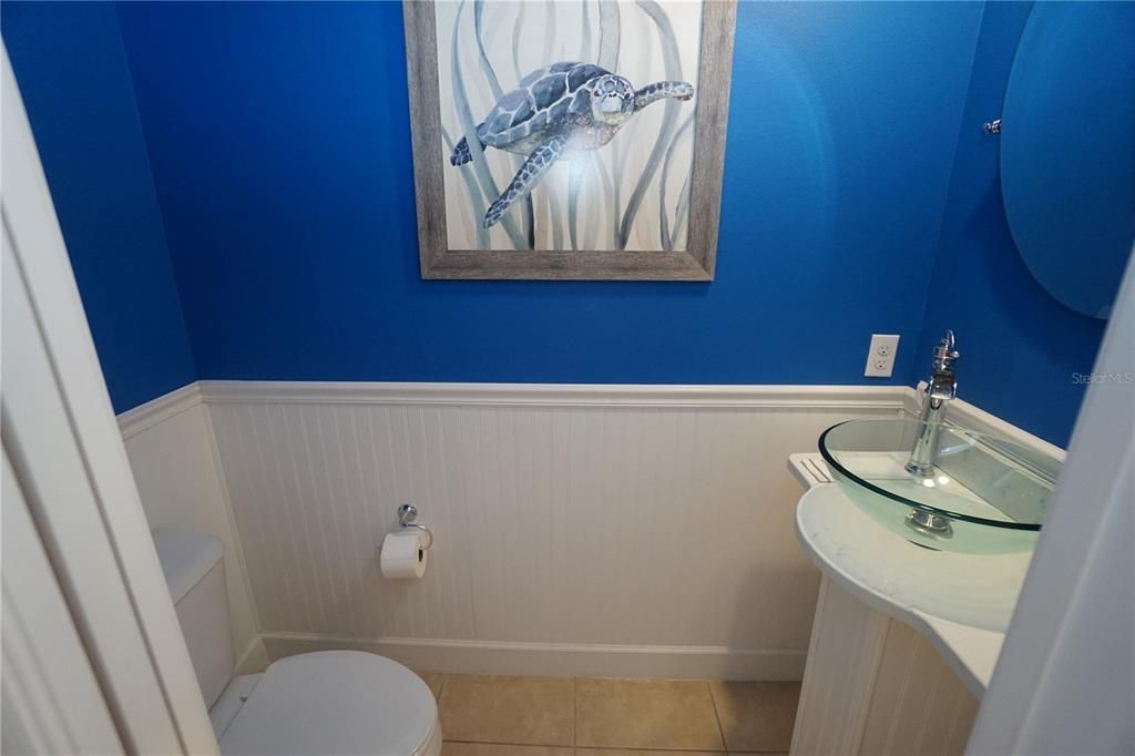 For Sale: $329,900 (2 beds, 2 baths, 1677 Square Feet)