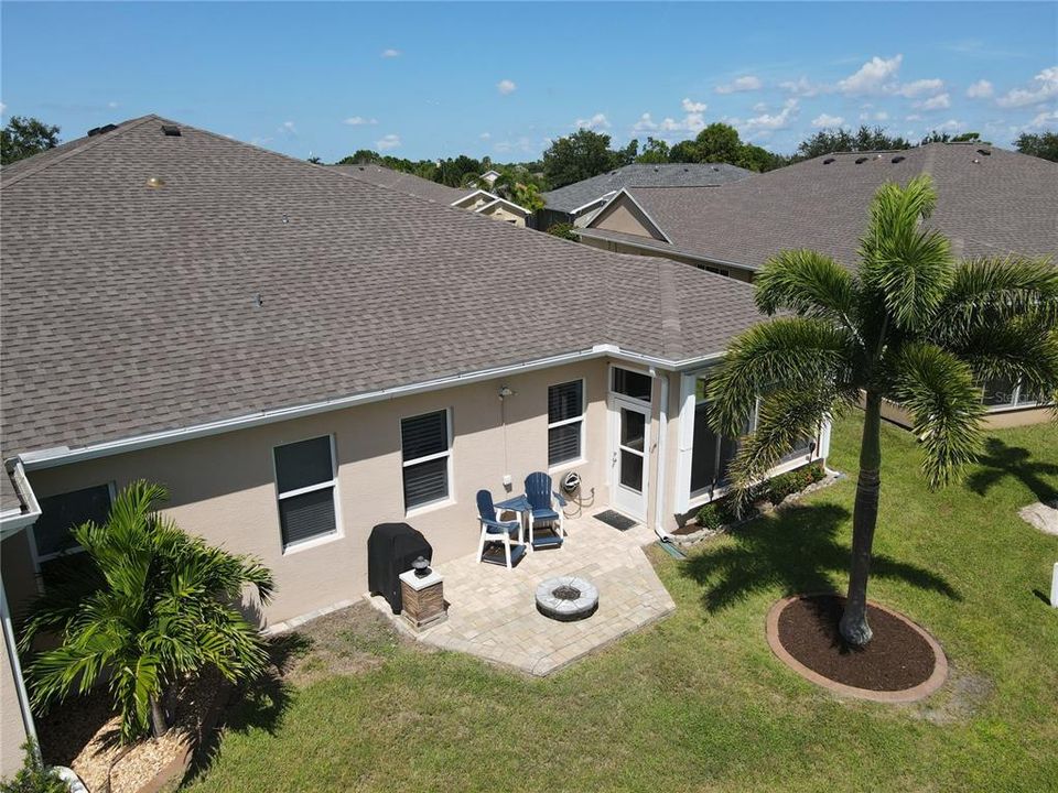 For Sale: $329,900 (2 beds, 2 baths, 1677 Square Feet)