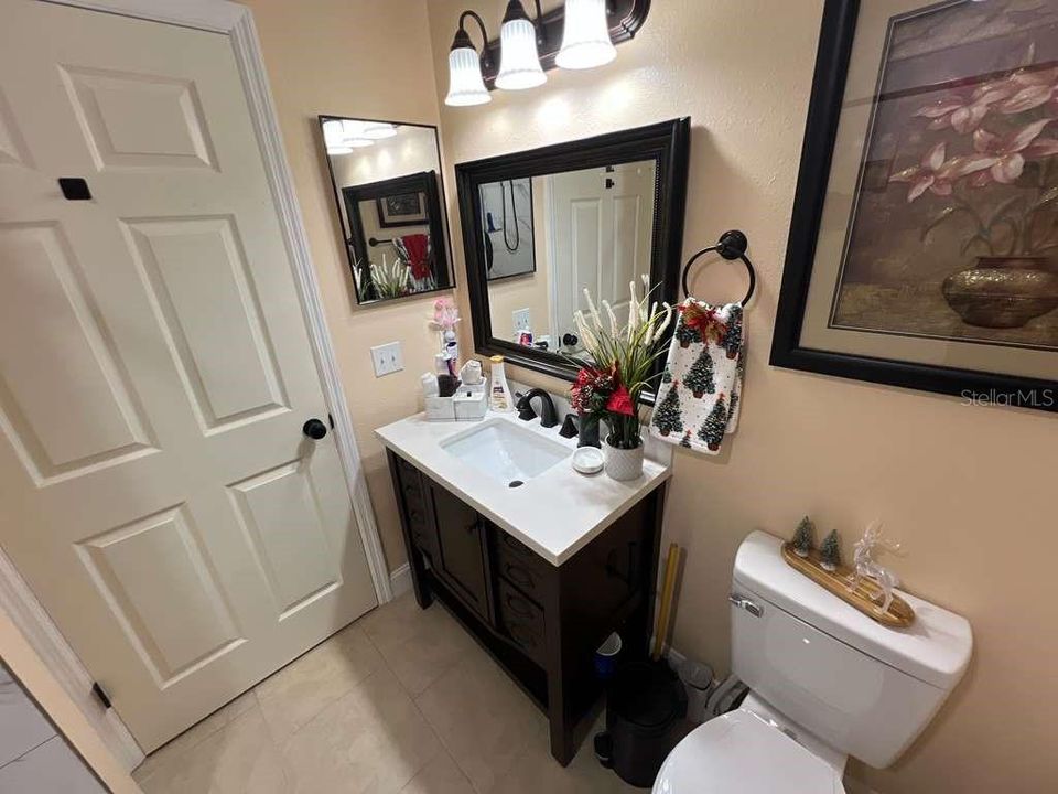For Rent: $2,200 (3 beds, 2 baths, 1200 Square Feet)