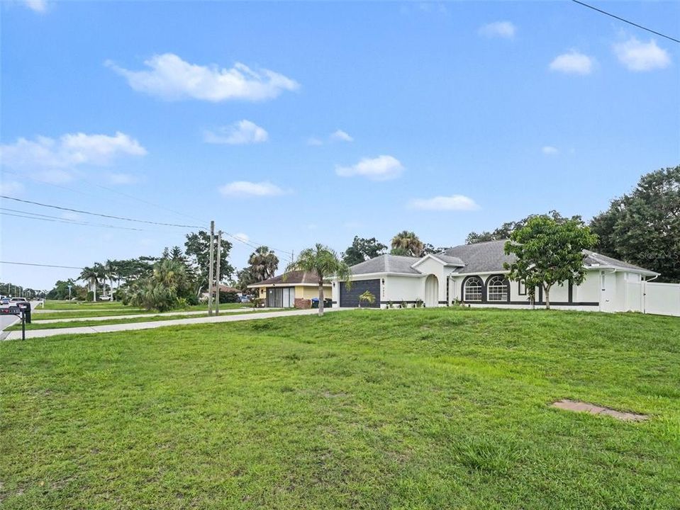 For Sale: $315,000 (3 beds, 2 baths, 1837 Square Feet)