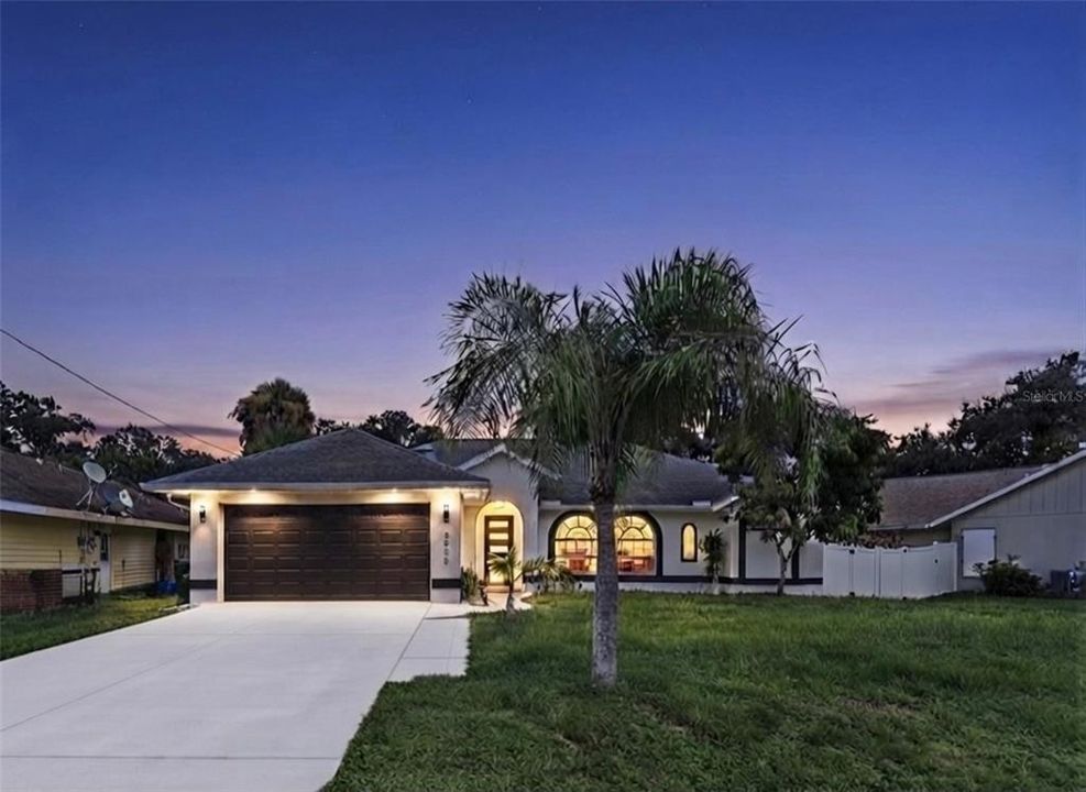 For Sale: $315,000 (3 beds, 2 baths, 1837 Square Feet)