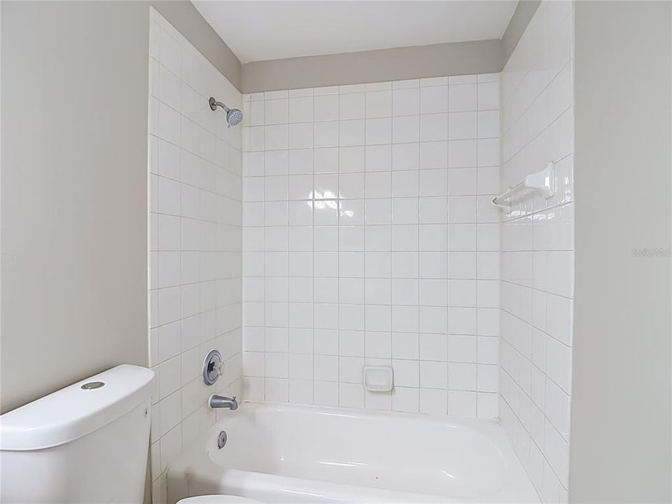На продажу: $219,900 (2 спален, 2 ванн, 1595 Квадратных фут)