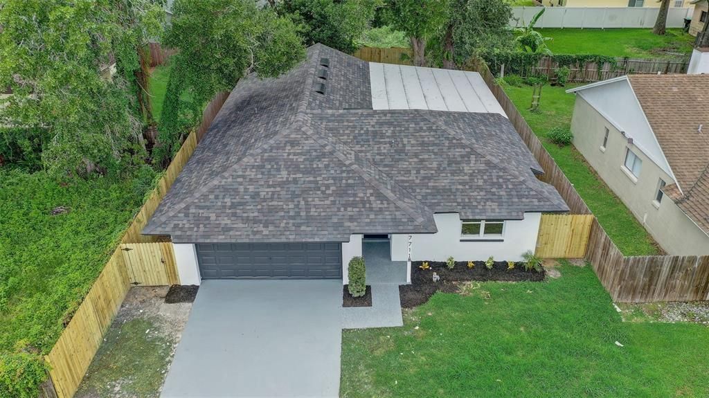 На продажу: $375,000 (4 спален, 2 ванн, 1396 Квадратных фут)