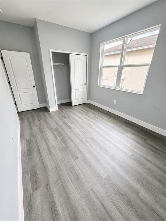 For Sale: $535,000 (5 beds, 2 baths, 2694 Square Feet)