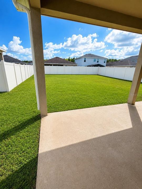 For Sale: $535,000 (5 beds, 2 baths, 2694 Square Feet)