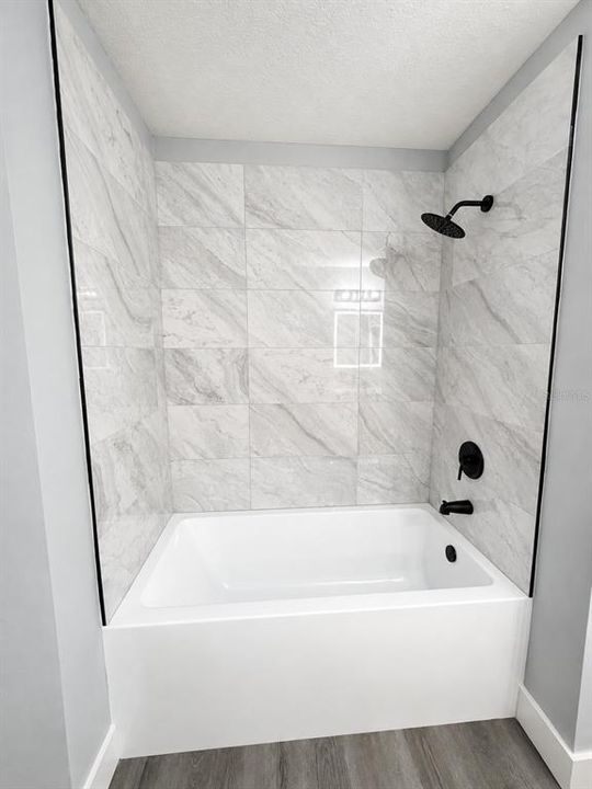 For Sale: $535,000 (5 beds, 2 baths, 2694 Square Feet)