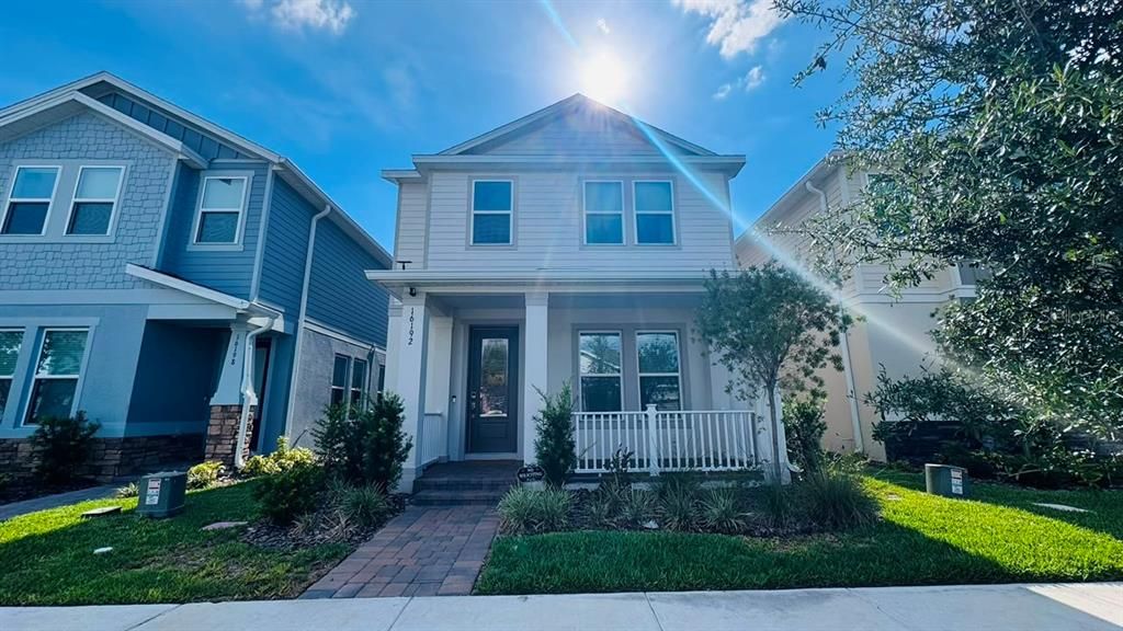 En Venta: $870,000 (5 camas, 4 baños, 2725 Pies cuadrados)