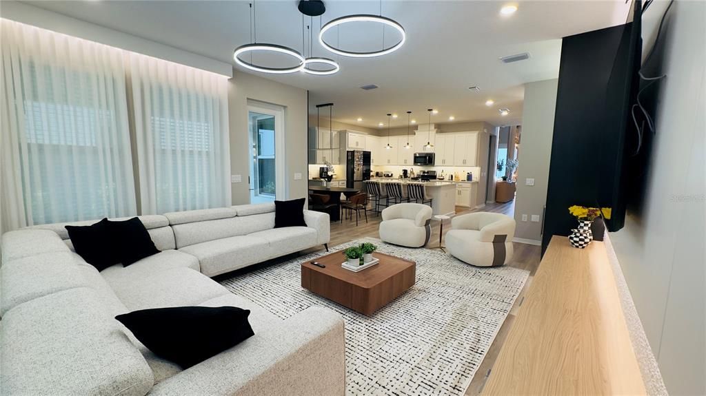 En Venta: $870,000 (5 camas, 4 baños, 2725 Pies cuadrados)