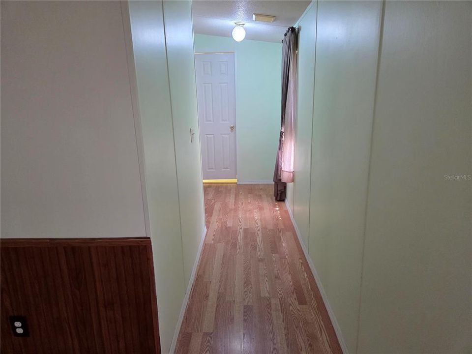 For Sale: $160,000 (3 beds, 2 baths, 1216 Square Feet)
