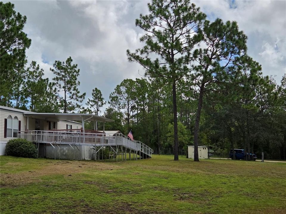 For Sale: $160,000 (3 beds, 2 baths, 1216 Square Feet)