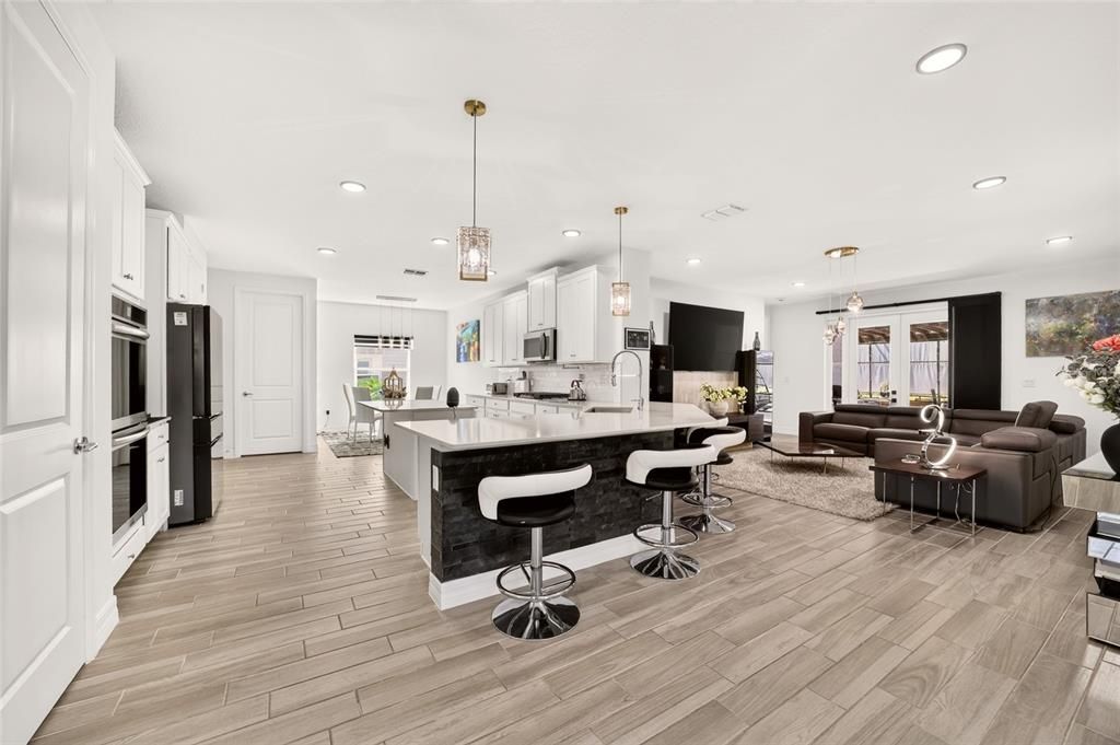 For Sale: $615,000 (4 beds, 3 baths, 2292 Square Feet)