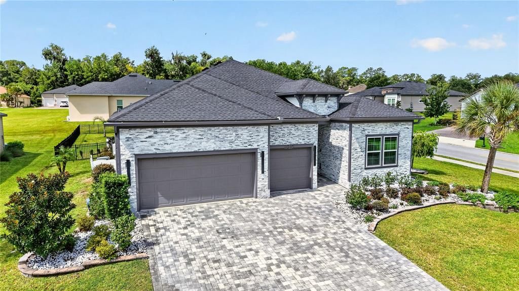 For Sale: $615,000 (4 beds, 3 baths, 2292 Square Feet)