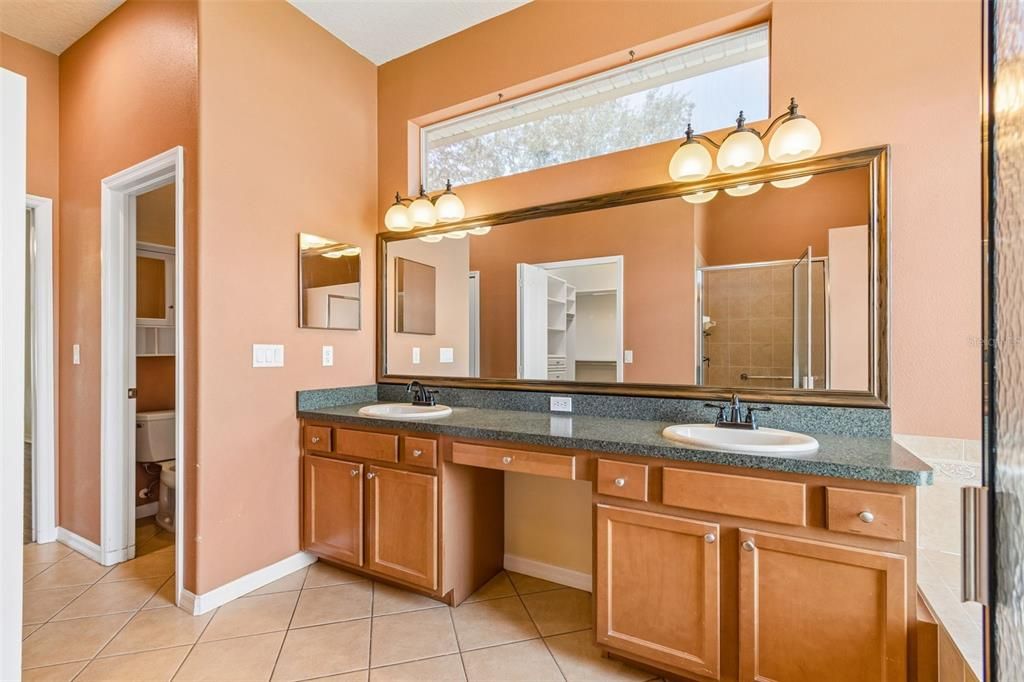For Sale: $339,000 (3 beds, 2 baths, 2075 Square Feet)