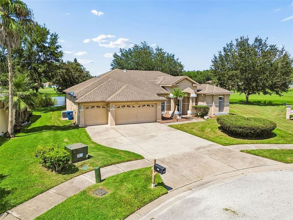 For Sale: $339,000 (3 beds, 2 baths, 2075 Square Feet)