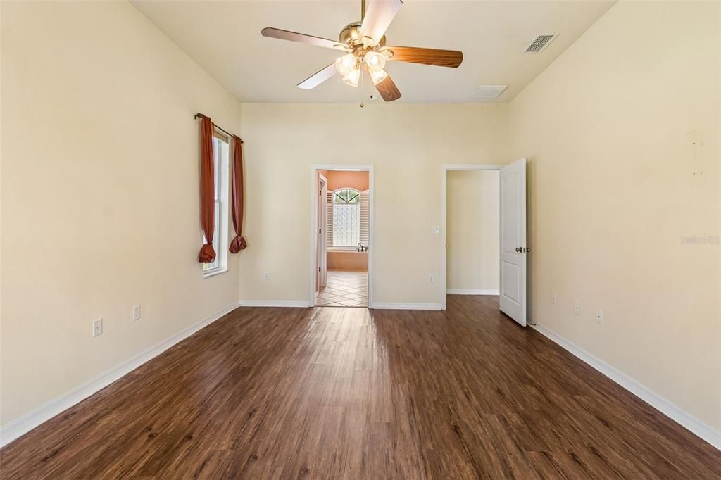 For Sale: $339,000 (3 beds, 2 baths, 2075 Square Feet)