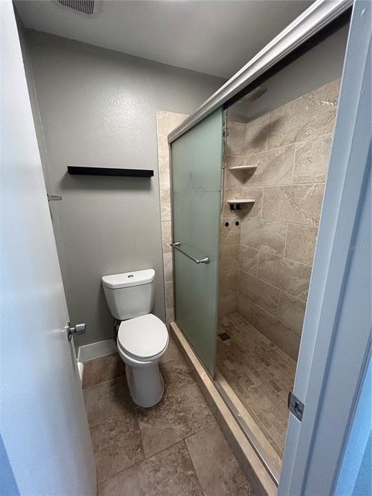 For Rent: $1,900 (3 beds, 2 baths, 1426 Square Feet)