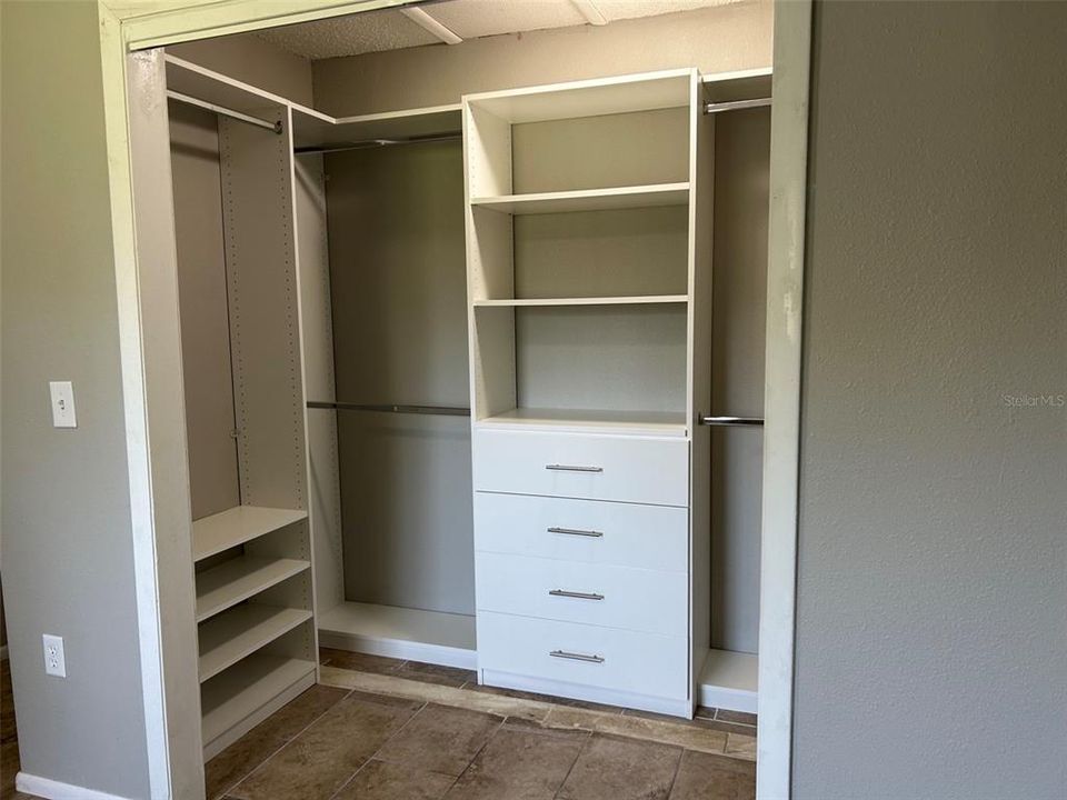 For Rent: $1,900 (3 beds, 2 baths, 1426 Square Feet)