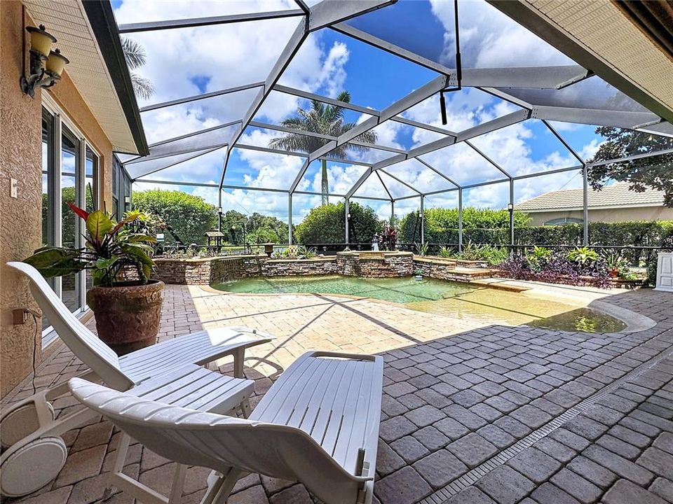For Sale: $825,000 (4 beds, 3 baths, 3061 Square Feet)