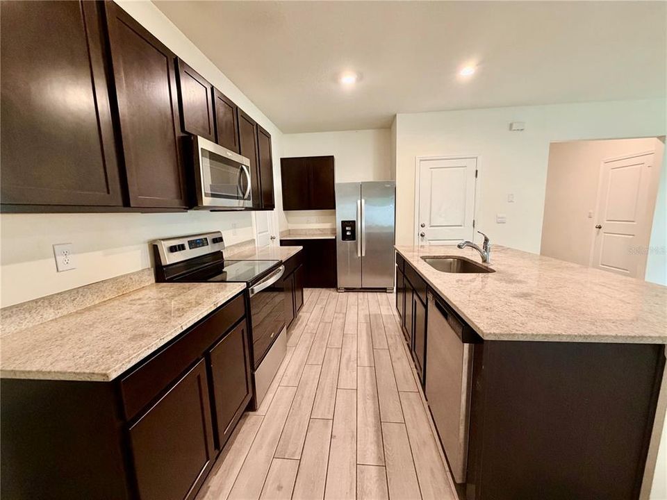 For Sale: $395,000 (5 beds, 3 baths, 2342 Square Feet)
