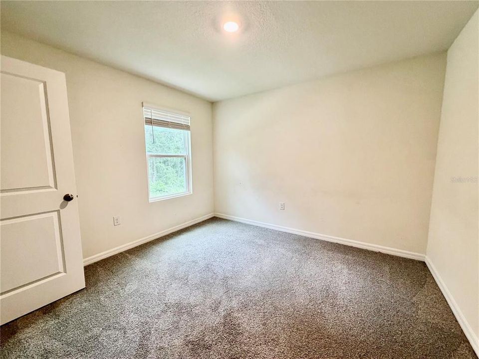 For Sale: $395,000 (5 beds, 3 baths, 2342 Square Feet)