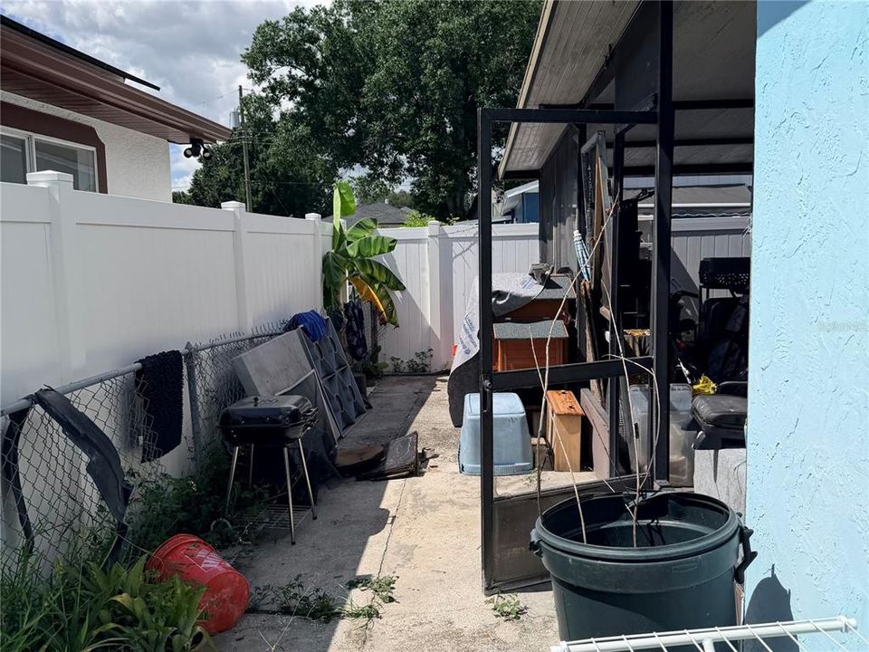 На продажу: $390,999 (3 спален, 2 ванн, 1257 Квадратных фут)